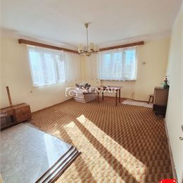 Predaj domu 2-izbové jednotky na dvoch poschodiach v Dúbravách