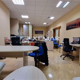 Predaj obchodný, kancelársky priestor v BB - Fončorda - pri Úsvite