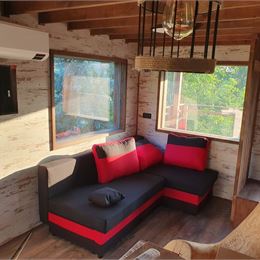 DOM na strome - Valentová pri Martine