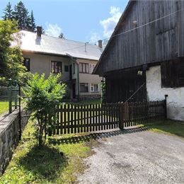 Dom + veľká záhrada - Čremošné - okr. Turč.Teplice