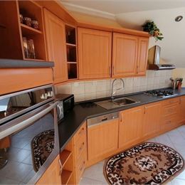 DOM POD LESOM na prenájom - MARTIN - Kolónia Hviezda