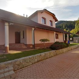 DOM POD LESOM na prenájom - MARTIN - Kolónia Hviezda