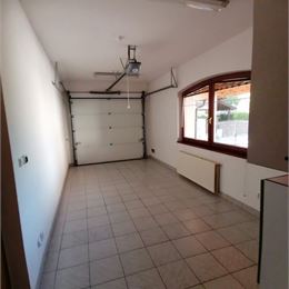 DOM POD LESOM na prenájom - MARTIN - Kolónia Hviezda