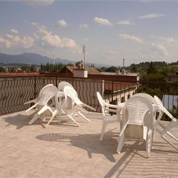 Rodinný dom s 2 garážami - Martin - Stráne