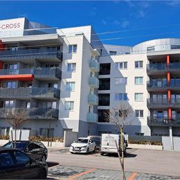 Priestory na prenájom (bistro, kancelárie) - Martin - CROSS