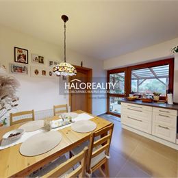 Predaj, rodinný dom Trnava, Spiegelsaal - EXKLUZÍVNE HALO REALITY