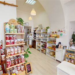 Predaj, polyfunkcia/obchodné priestory Liptovský Mikuláš, centrum - ul. Štúrova - EXKLUZÍVNE HALO REALITY