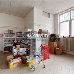 Predaj, polyfunkcia/obchodné priestory Liptovský Mikuláš, centrum - ul. Štúrova - EXKLUZÍVNE HALO REALITY