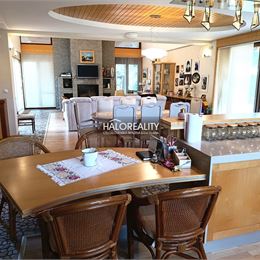 Predaj, rodinný dom Podhradie - EXKLUZÍVNE HALO REALITY