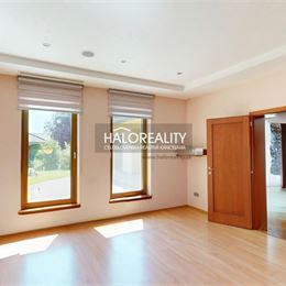 Predaj, rodinný dom Komárno, Alžbetin ostrov, Platanová alej - EXKLUZÍVNE HALO REALITY