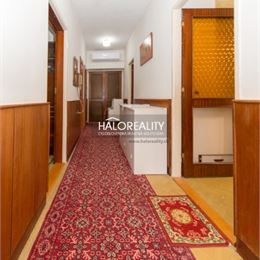 Predaj, 6 izbový rodinný dom so samostatnou dieľňou Most pri Bratislave - EXKLUZÍVNE HALO REALITY