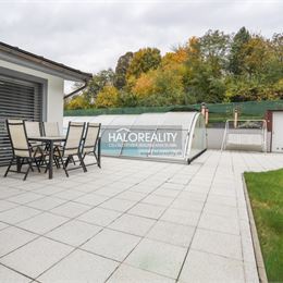 Predaj, rodinný dom s bazénom Domaniža - EXKLUZÍVNE HALO REALITY + VIDEOOBHLIADKA