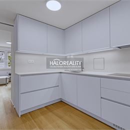 Predaj, štvorizbový byt Bratislava Ružinov, Nivy, Miletičova