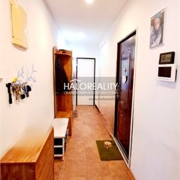 Predaj, rodinný dom Borovce, 2 x 3-izbový byt - ZNÍŽENÁ CENA - EXKLUZÍVNE HALO REALITY