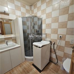 Predaj, 1 x dvojizbový byt , 1 x trojizbový byt + 2 x nebytový priestor Galanta