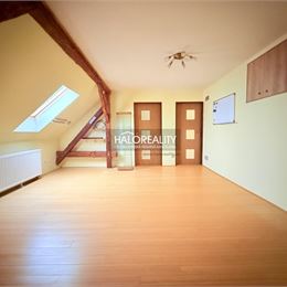 Predaj, rodinný dom Nové Zámky, šesťizbový s modernými technológiami - EXKLUZÍVNE HALO REALITY