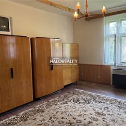 Predaj, rodinný dom Prievidza, 2 rodinné domy na 1 pozemku - EXKLUZÍVNE HALO REALITY + VIDEOOBHLIADKA