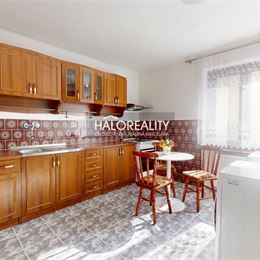 Predaj, rodinný dom Majere - EXKLUZÍVNE HALO REALITY + VIDEOOBHLIADKA