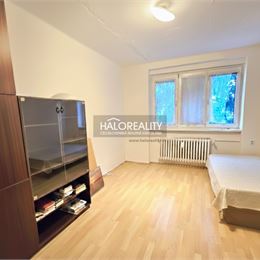 REZERVOVANÉ - Predaj, štvorizbový byt Bratislava Nové Mesto, Pri Bielom kríži