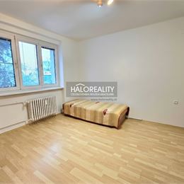 REZERVOVANÉ - Predaj, štvorizbový byt Bratislava Nové Mesto, Pri Bielom kríži