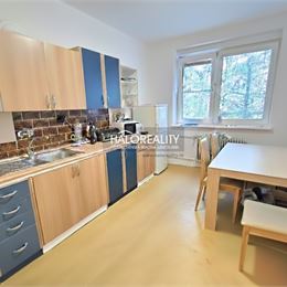 REZERVOVANÉ - Predaj, štvorizbový byt Bratislava Nové Mesto, Pri Bielom kríži