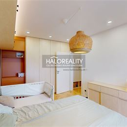 REZERVOVANÉ - Predaj, trojizbový byt Bratislava Ružinov, Čaklovská - EXKLUZÍVNE HALO REALITY