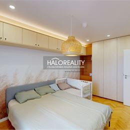 REZERVOVANÉ - Predaj, trojizbový byt Bratislava Ružinov, Čaklovská - EXKLUZÍVNE HALO REALITY