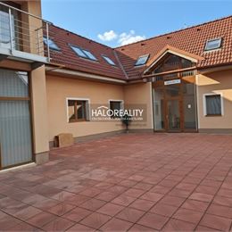 Predaj, rodinný dom Trebatice, s pridruženými priestormi - EXKLUZÍVNE HALO REALITY