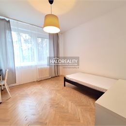 Predaj, trojizbový byt Bratislava Ružinov, Goláňova ulica