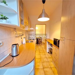 Predaj, trojizbový byt Bratislava Ružinov, Goláňova ulica