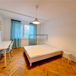 Predaj, trojizbový byt Bratislava Ružinov, Goláňova ulica