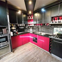 Predaj, trojizbový byt Bratislava Petržalka, Medveďovej