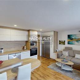 REZERVOVANÉ - Predaj, rodinný dom Hrochoť, dvojgeneračný - EXKLUZÍVNE HALO REALITY