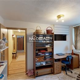 REZERVOVANÉ - Predaj, rodinný dom Hrochoť, dvojgeneračný - EXKLUZÍVNE HALO REALITY