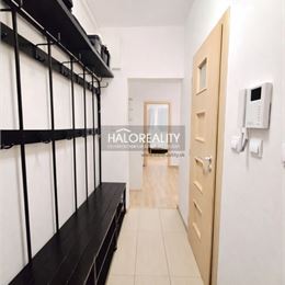 Predaj, štvorizbový byt Bratislava Petržalka