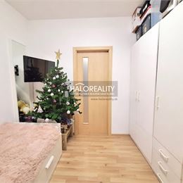 Predaj, štvorizbový byt Bratislava Petržalka