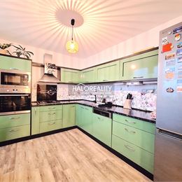 REZERVOVANÉ - Predaj, štvorizbový byt Pezinok