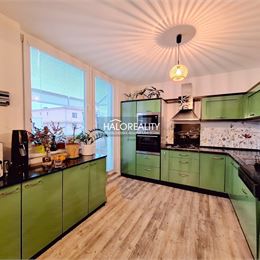 REZERVOVANÉ - Predaj, štvorizbový byt Pezinok