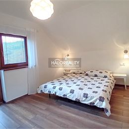 Predaj, rodinný dom Beňuš, štýlový, v pokojnej časti obce s krásnym výhľadom - ZNÍŽENÁ CENA - EXKLUZÍVNE HALO