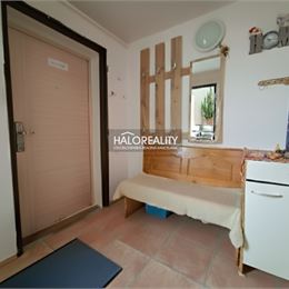 Predaj, rodinný dom Horné Orešany, s garážou - EXKLUZÍVNE HALO REALITY