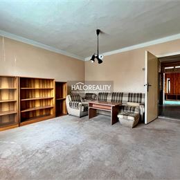 Predaj, rodinný dom Levice, 5 izieb, terasa, lodžia, veľa možností využitia - EXKLUZÍVNE HALO REALITY