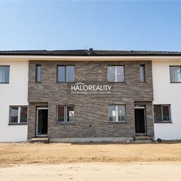 Predaj, trojizbový byt Lužianky, SKOLAUDOVANÉ + dve parkovacie státia - NOVOSTAVBA - EXKLUZÍVNE HALO REALITY