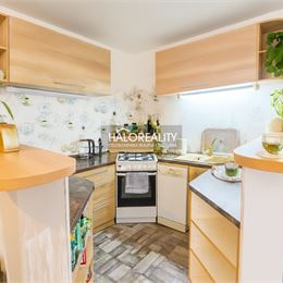 Predaj, rodinný dom Komárno, štvorizbový, čiastočná rekonštrukcia