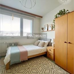 REZERVOVANÉ - Predaj, dvojizbový byt Bratislava Dúbravka, Podvornice, Karola Adlera