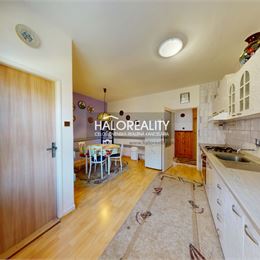 Predaj, trojizbový byt Poprad, Kvetnica - EXKLUZÍVNE HALO REALITY
