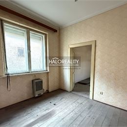 Predaj, komerčný objekt Skačany, +2 x rodinný dom - EXKLUZÍVNE HALO REALITY