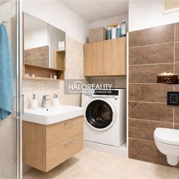 Predaj, trojizbový byt Trenčín, Halalovka