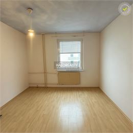 REZERVOVANÉ - Predaj, trojizbový byt Poprad, veľký slnečný byt