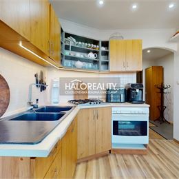 Predaj, dvojizbový byt Poprad, Ulica Mládeže - EXKLUZÍVNE HALO REALITY