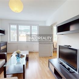 REZERVOVANÉ - Predaj, trojizbový byt Brezno